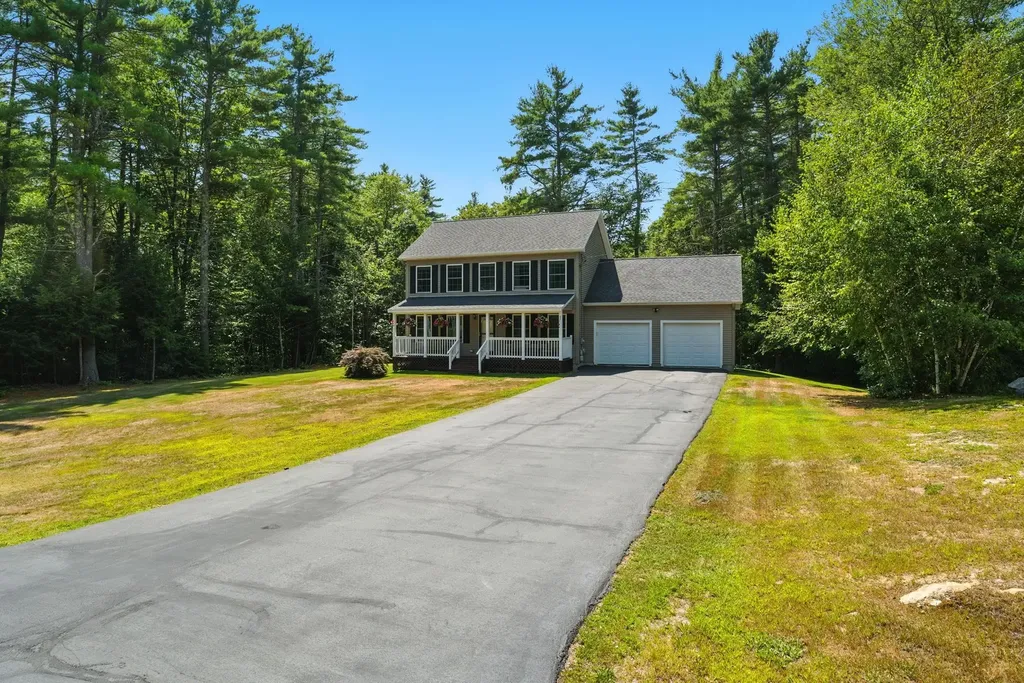 18 Misty Lane Rochester NH 03839