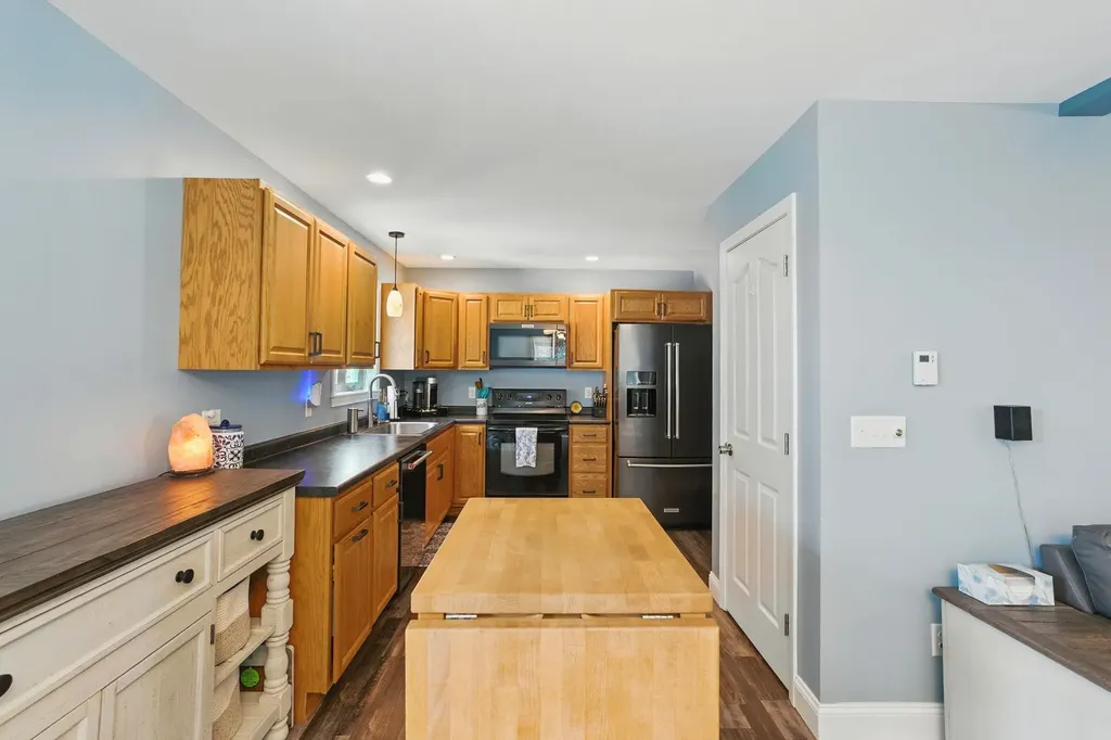 18 Misty Lane Rochester NH 03839