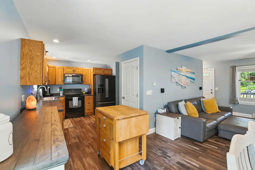 18 Misty Lane Rochester NH 03839