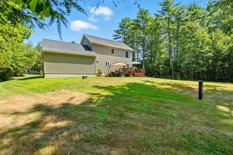18 Misty Lane Rochester NH 03839