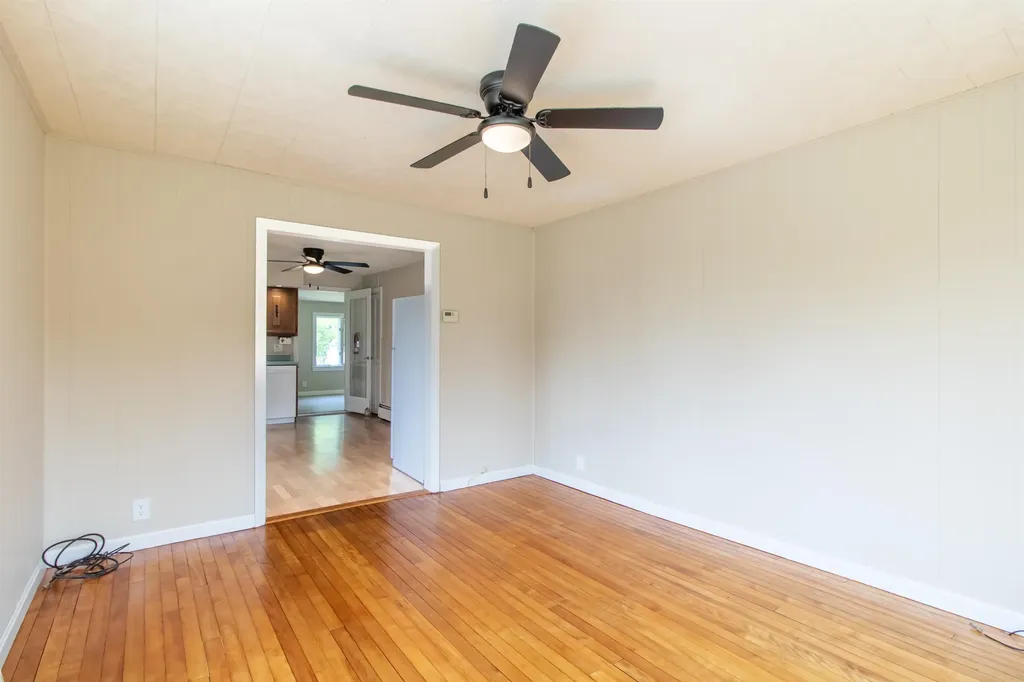 573 Sias Avenue Newport City VT 05855