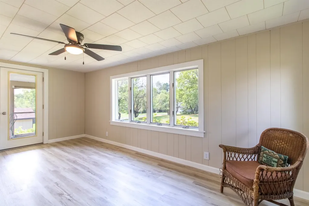 573 Sias Avenue Newport City VT 05855