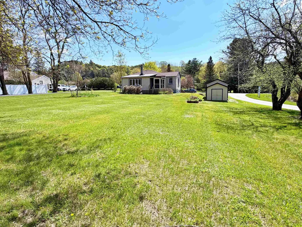 573 Sias Avenue Newport City VT 05855