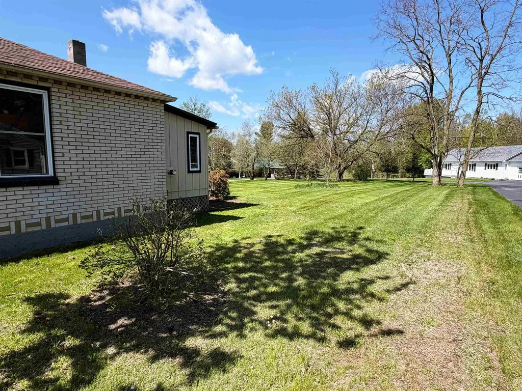 573 Sias Avenue Newport City VT 05855