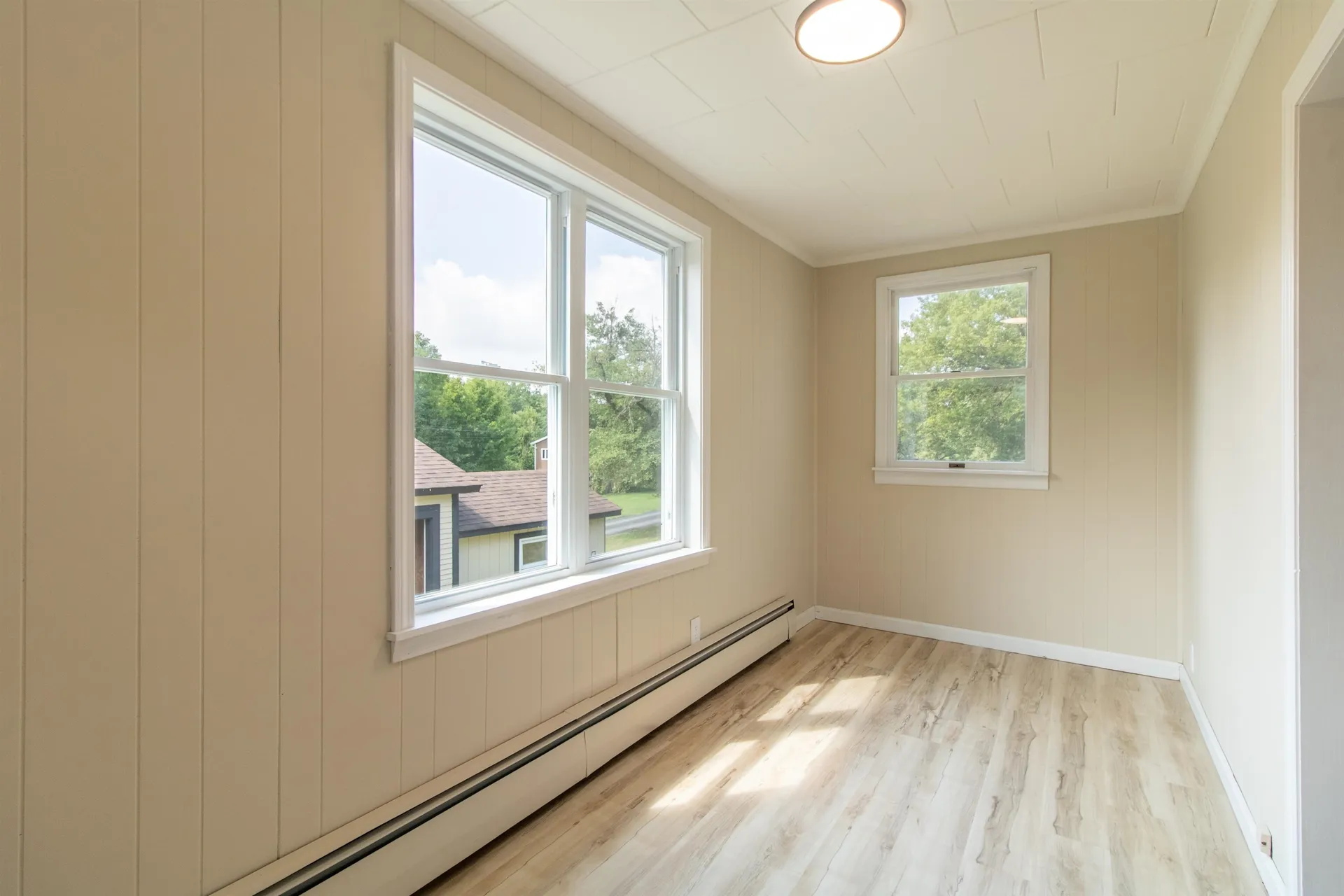 573 Sias Avenue Newport City VT 05855