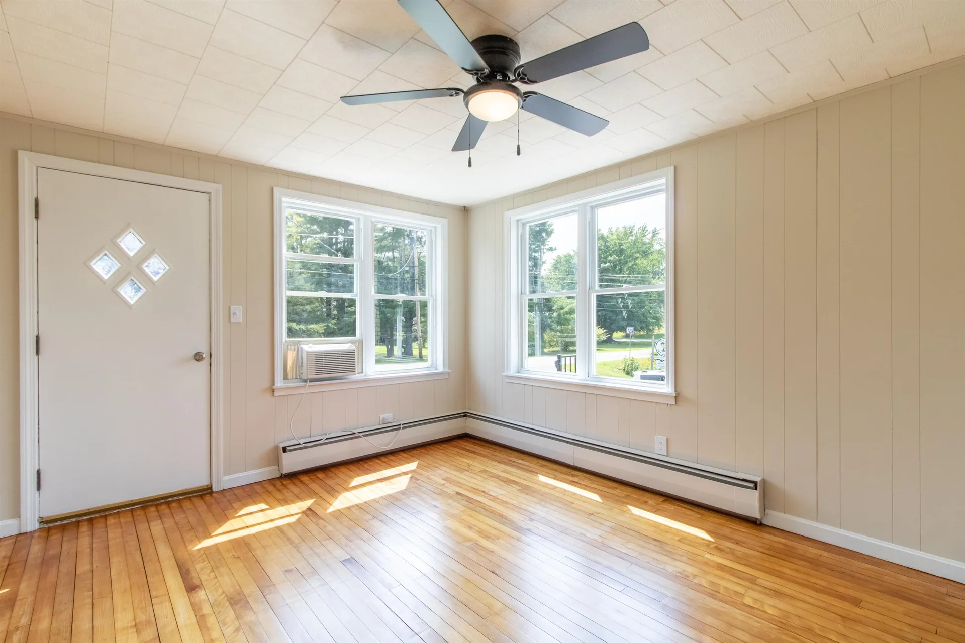 573 Sias Avenue Newport City VT 05855