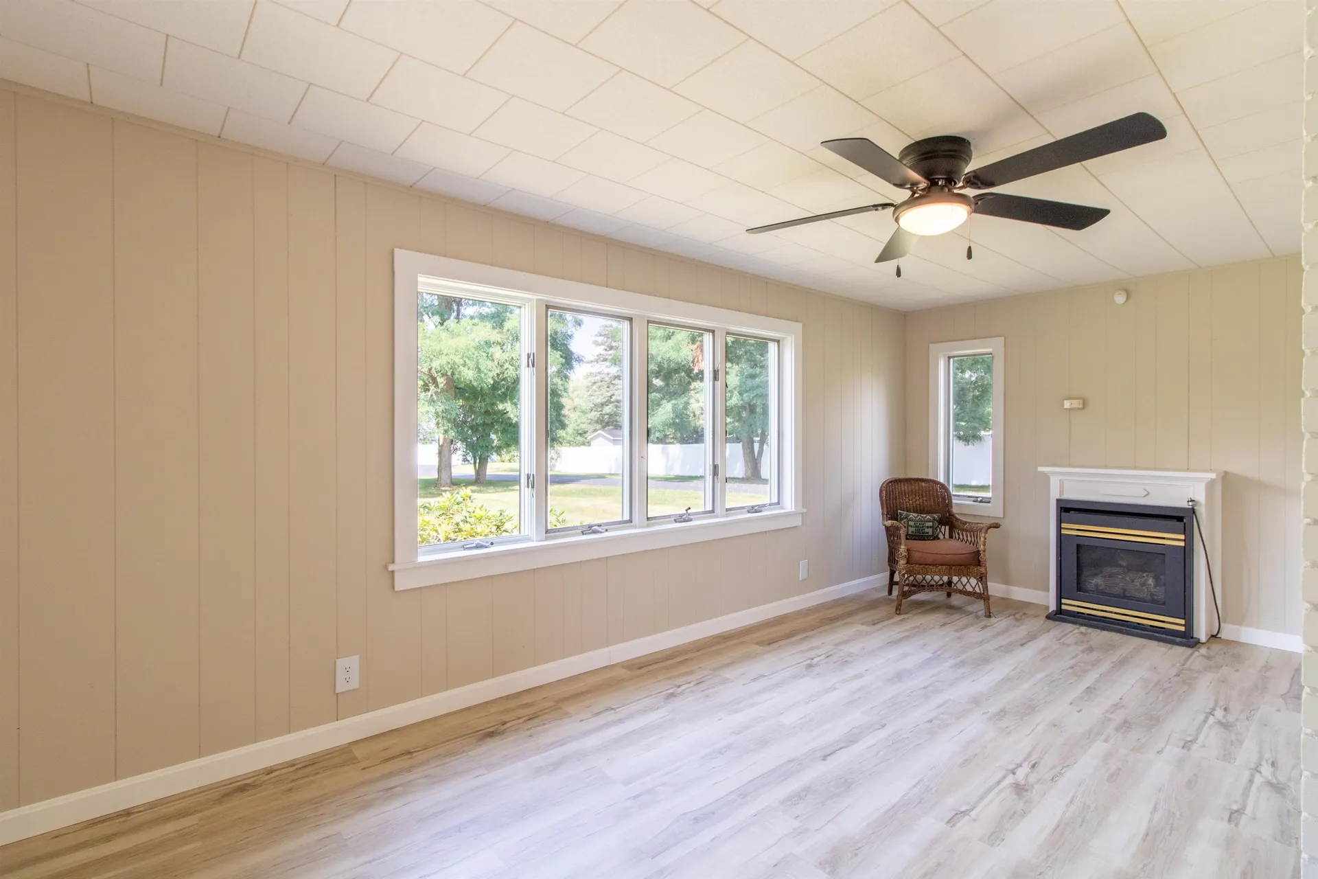 573 Sias Avenue Newport City VT 05855