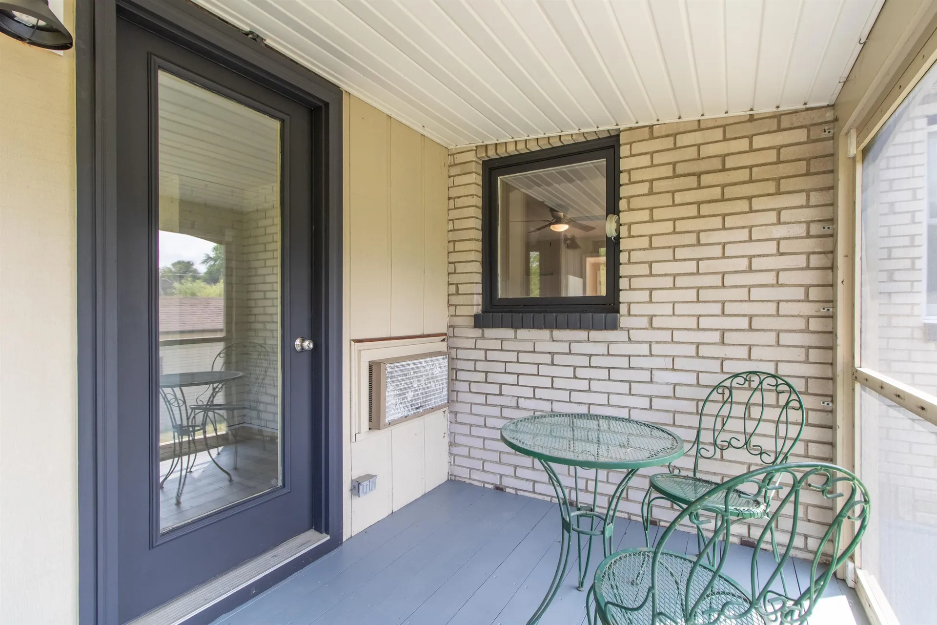 573 Sias Avenue Newport City VT 05855