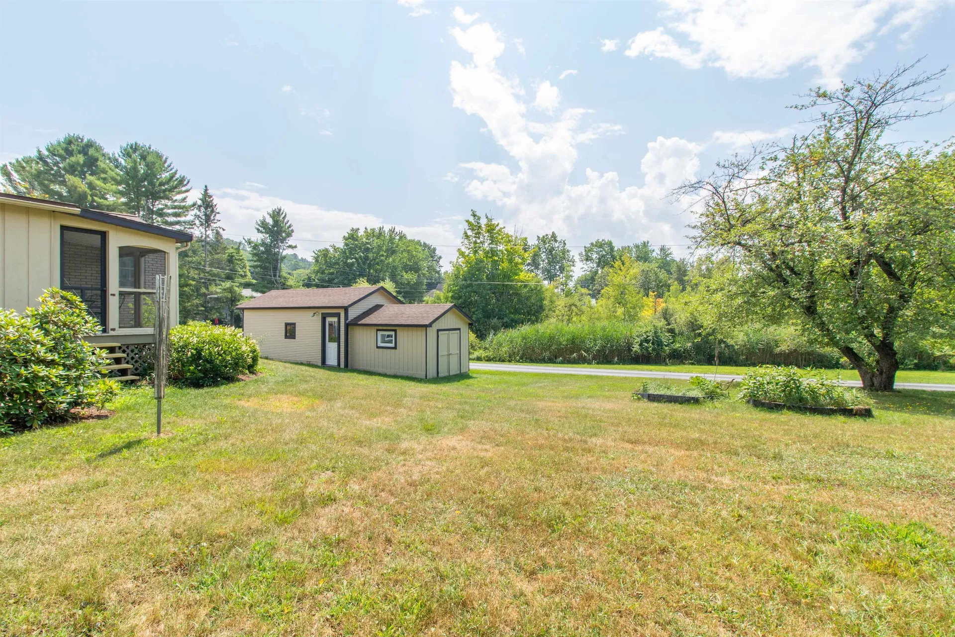 573 Sias Avenue Newport City VT 05855