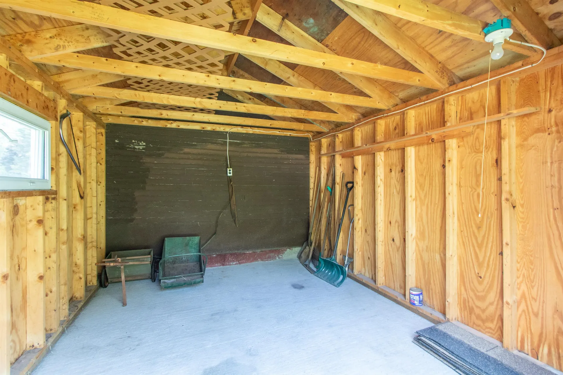 573 Sias Avenue Newport City VT 05855