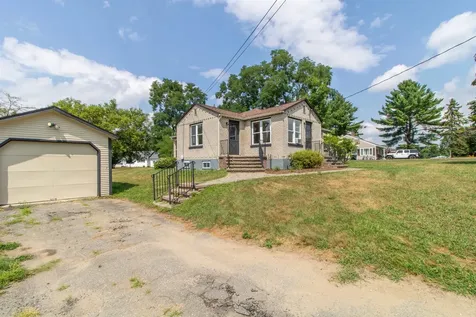 573 Sias Avenue Newport City VT 05855