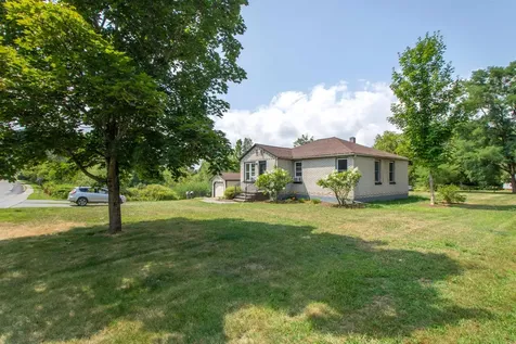 573 Sias Avenue Newport City VT 05855