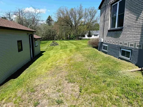 573 Sias Avenue Newport City VT 05855