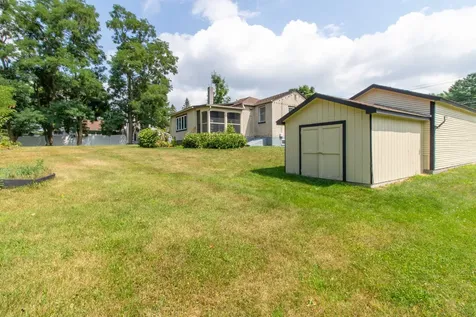 573 Sias Avenue Newport City VT 05855