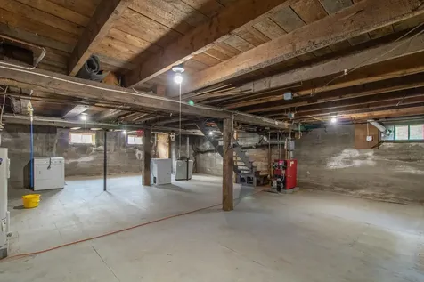 573 Sias Avenue Newport City VT 05855