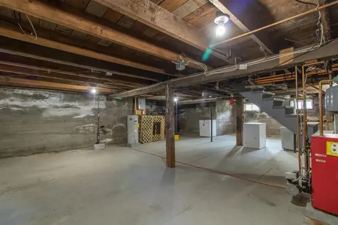 573 Sias Avenue Newport City VT 05855