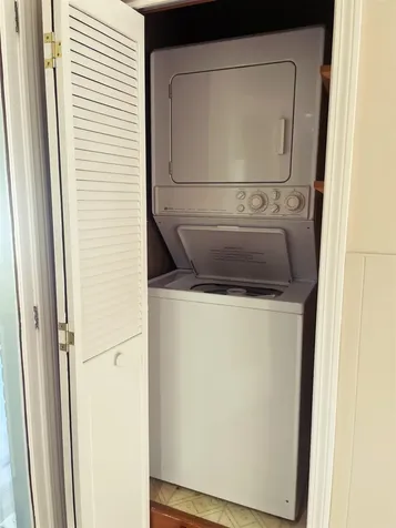 573 Sias Avenue Newport City VT 05855