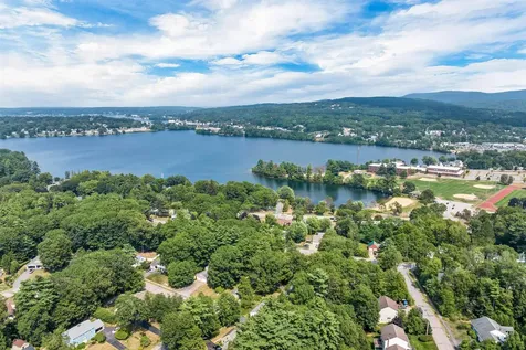 16 Birchwood Way Laconia NH 03246