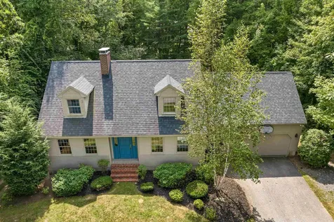 16 Birchwood Way Laconia NH 03246