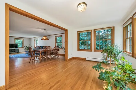 16 Birchwood Way Laconia NH 03246