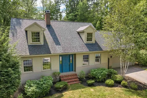 16 Birchwood Way Laconia NH 03246