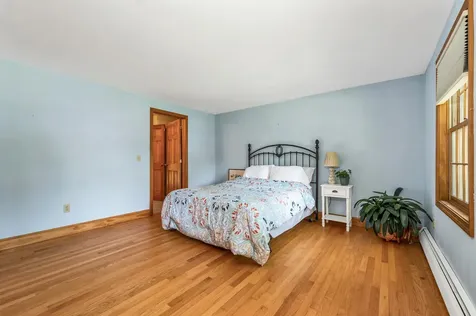 16 Birchwood Way Laconia NH 03246