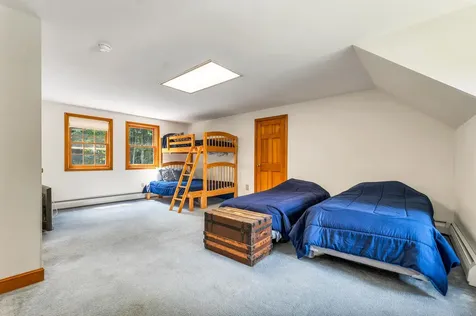 16 Birchwood Way Laconia NH 03246