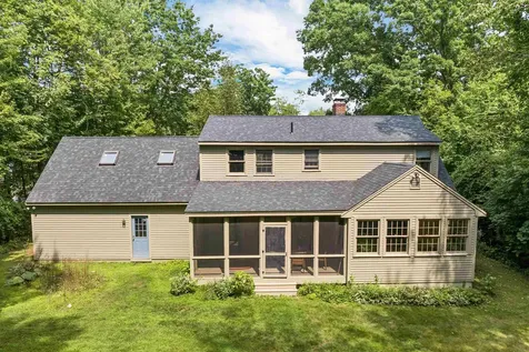 16 Birchwood Way Laconia NH 03246