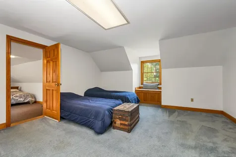 16 Birchwood Way Laconia NH 03246