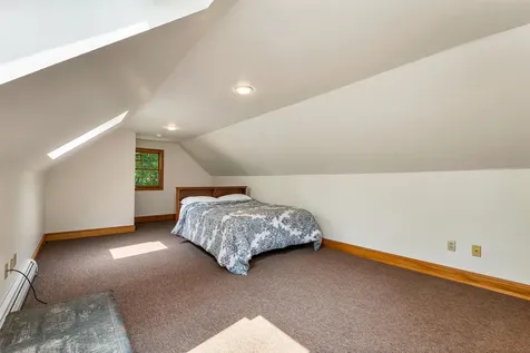 16 Birchwood Way Laconia NH 03246