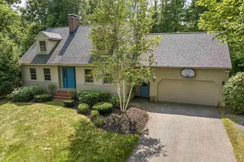 16 Birchwood Way Laconia NH 03246