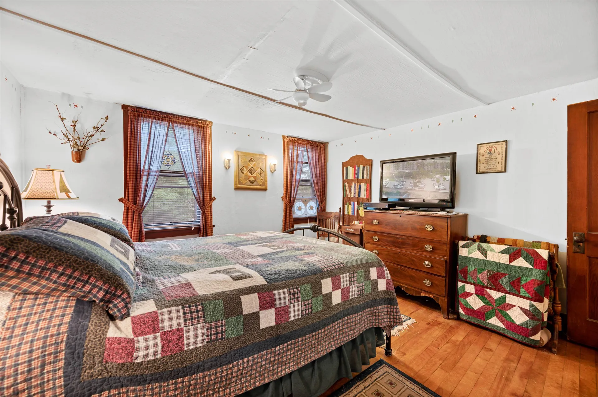 11 Cross Street Montpelier VT 05602