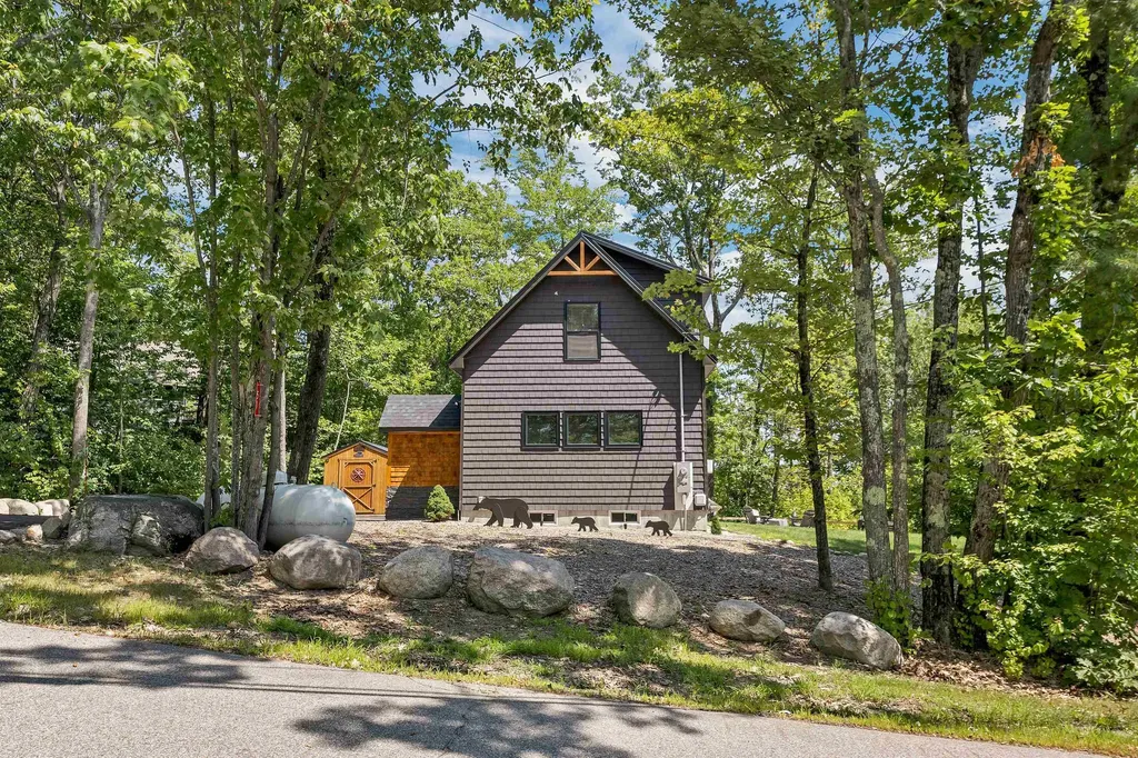 51 Oak Ridge Road Madison NH 03849