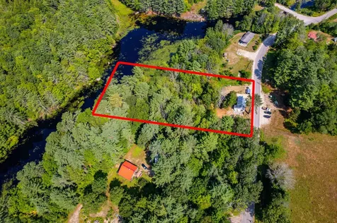 90 Ragged Mountain Road Danbury NH 03230