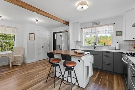 90 Ragged Mountain Road Danbury NH 03230