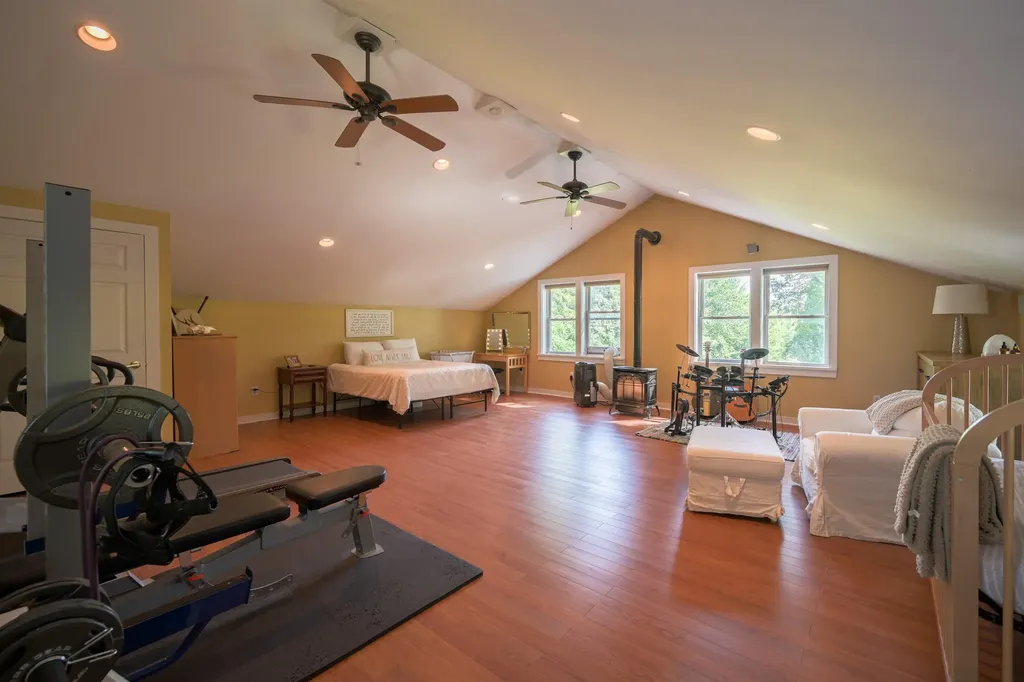 62 Windy Knoll Lane Leicester VT 05733