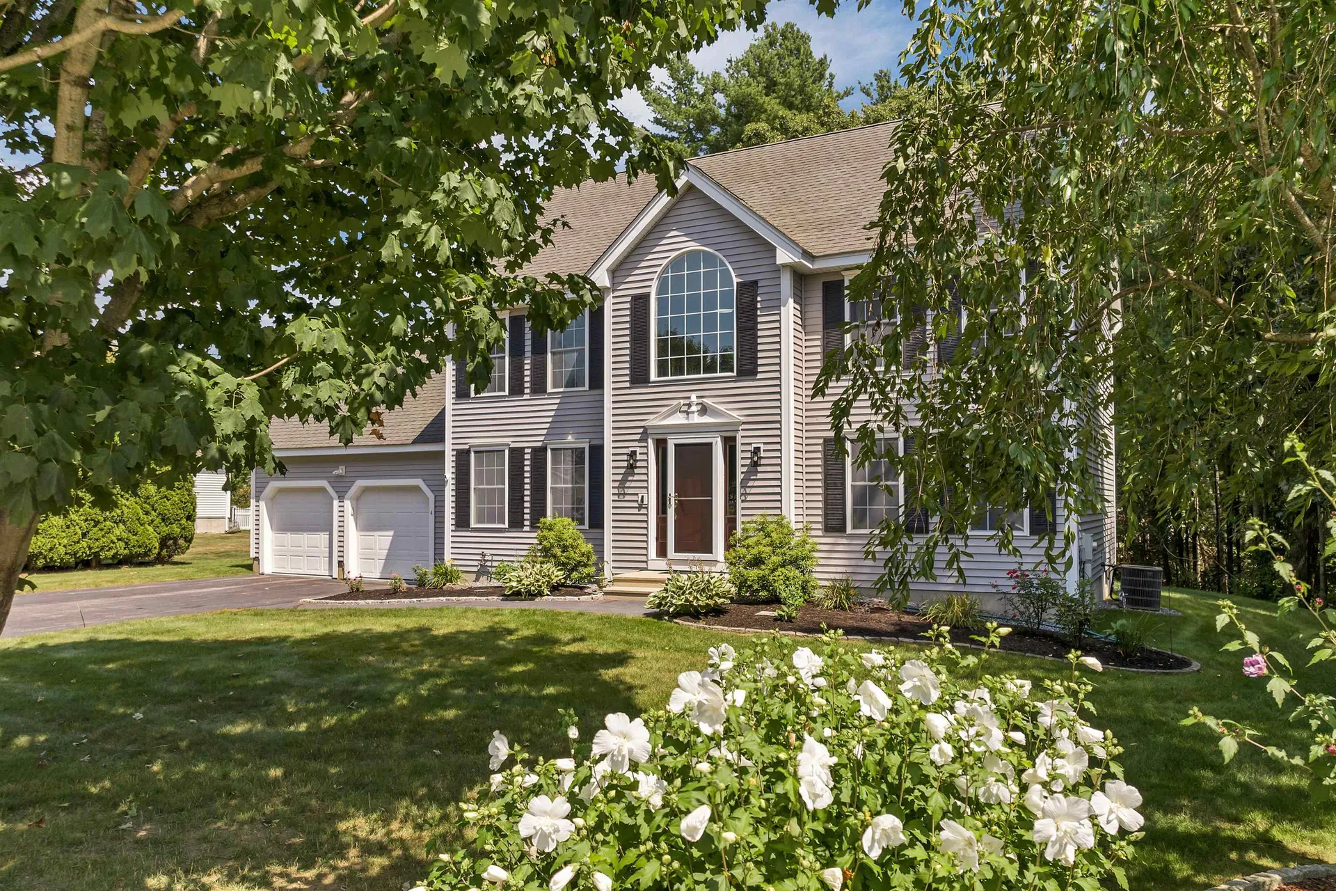 4 Sunblaze Drive Nashua NH 03062