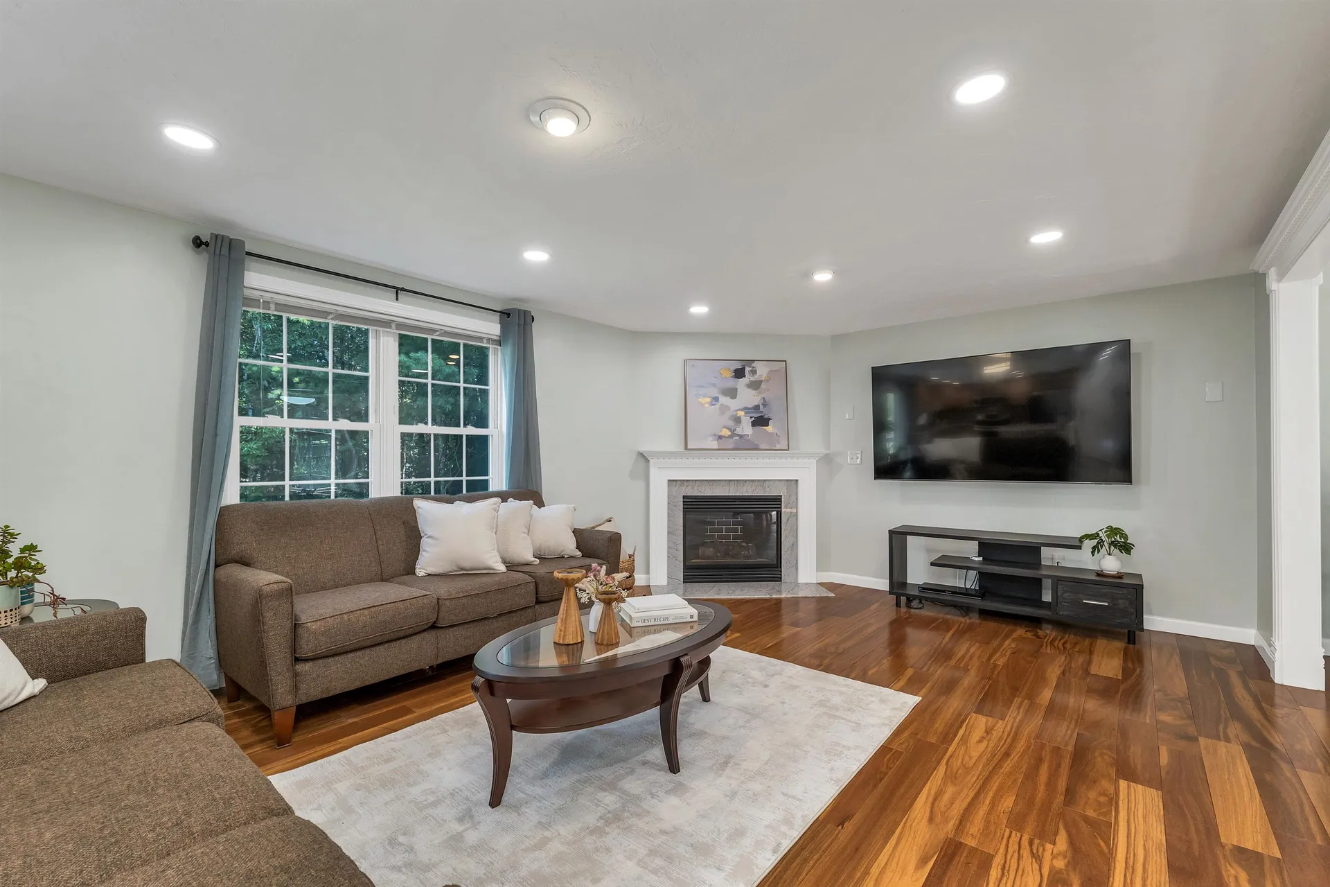 4 Sunblaze Drive Nashua NH 03062