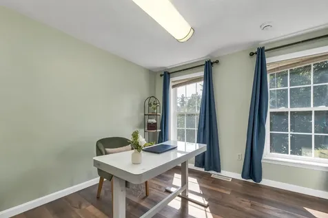 4 Sunblaze Drive Nashua NH 03062