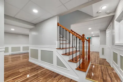 4 Sunblaze Drive Nashua NH 03062