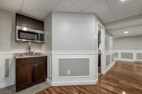 4 Sunblaze Drive Nashua NH 03062