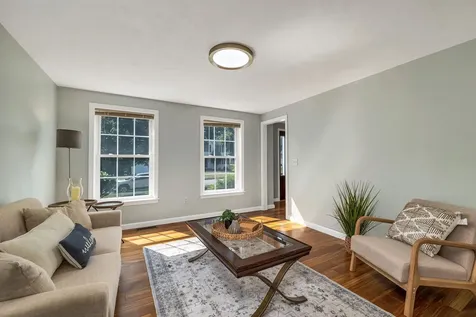 4 Sunblaze Drive Nashua NH 03062