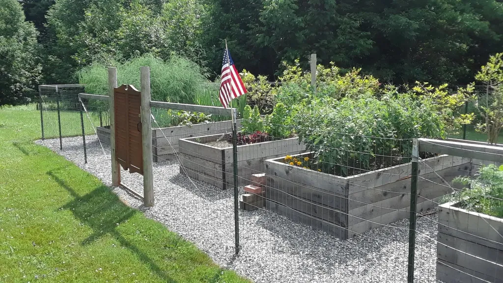 100 Derby Gore Road Charleston VT 05872