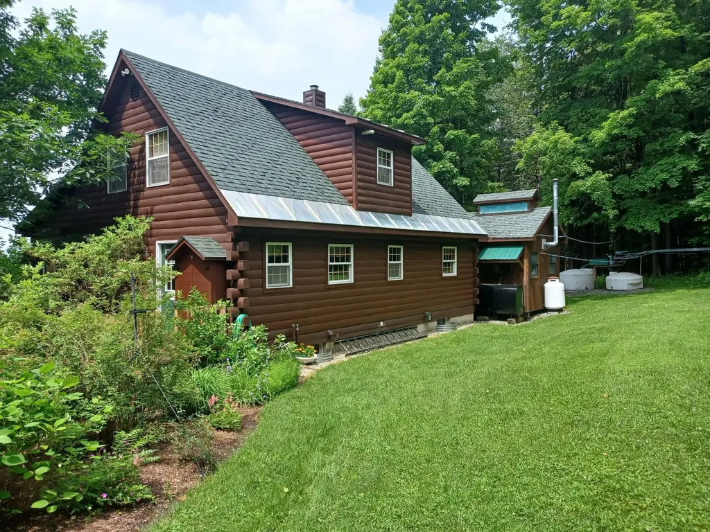 100 Derby Gore Road Charleston VT 05872