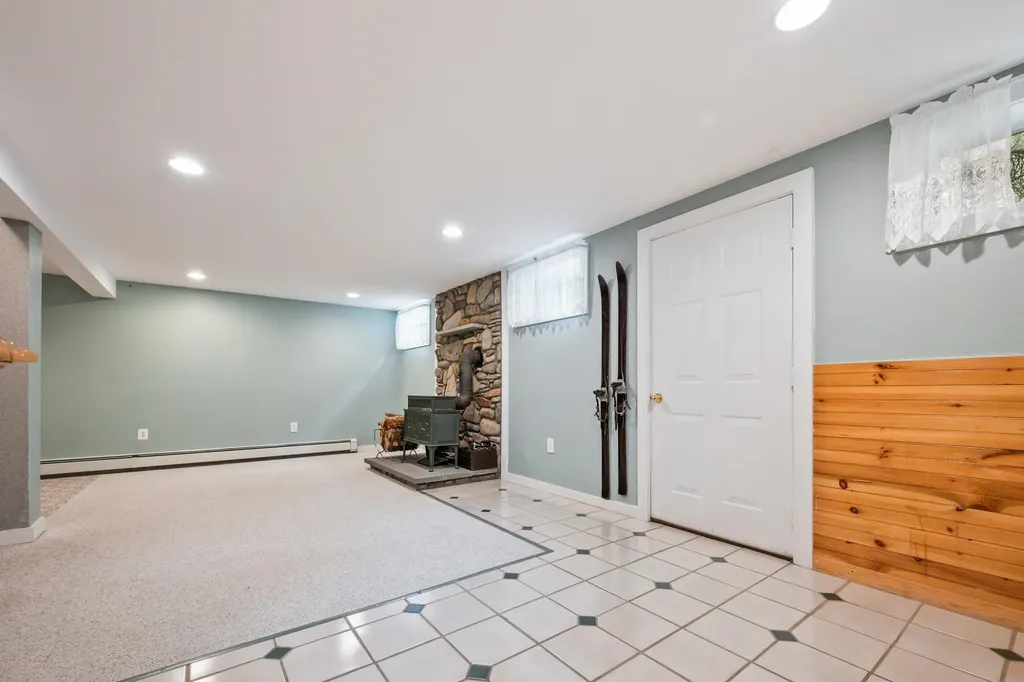 319 Grandview Road Conway NH 03818