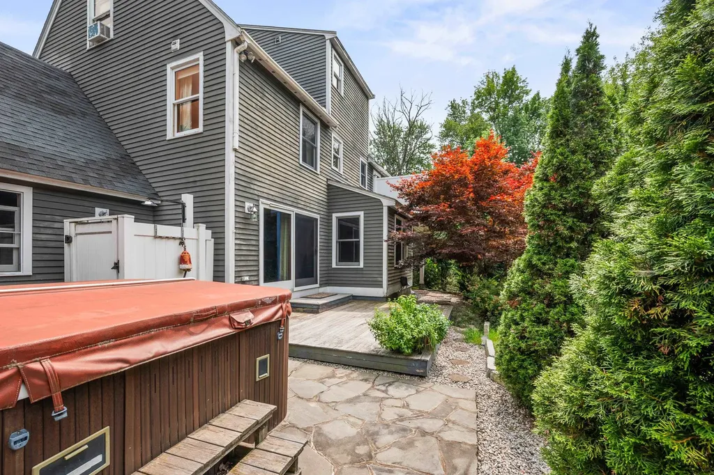 319 Grandview Road Conway NH 03818