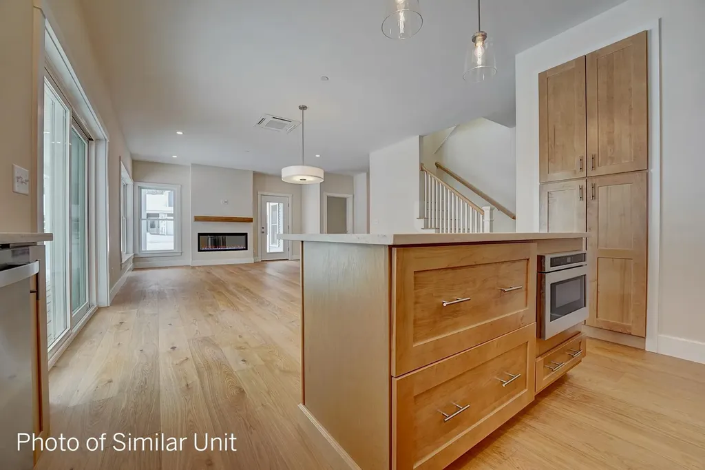 36 Kasnet Drive Rye NH 03870