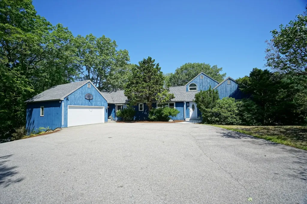 111 Ladd Hill Road Belmont NH 03220