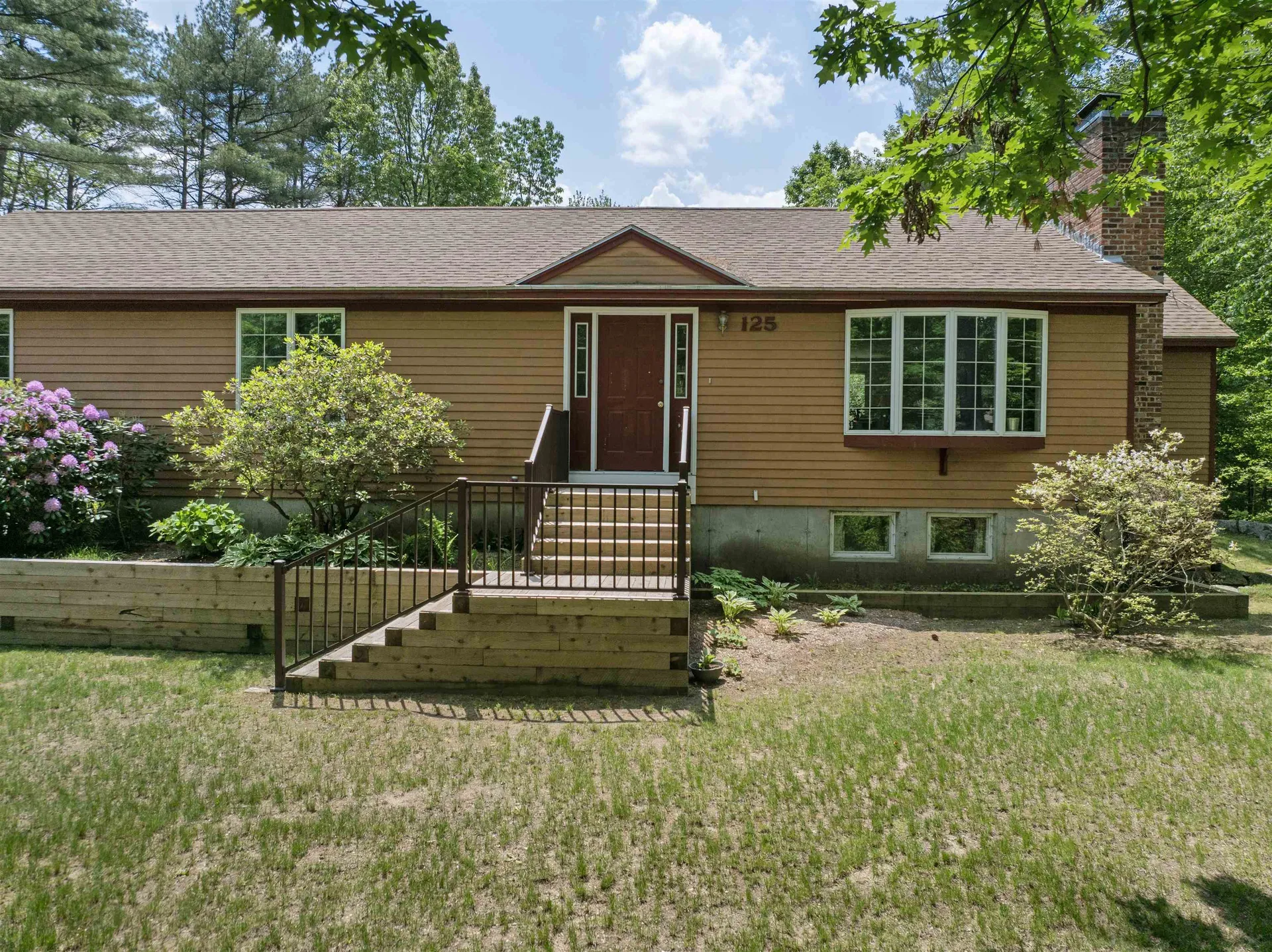125 Pleasant Street Meredith NH 03253