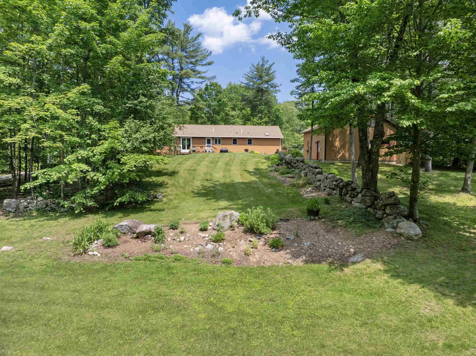 125 Pleasant Street Meredith NH 03253